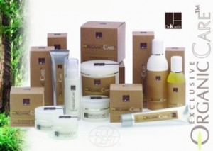 DR KADIR organic care eye cream on FDM by Brigitte Segura