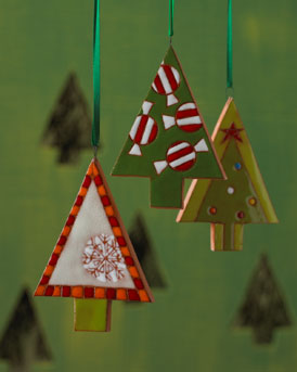 HANDMADE green XMAS TREE ORNAMENTS by artists FELIX KNIAZEV and OLGA JULINSKA at NM in HOME FOR THE HOLIDAYS on fashiondailymag HANDMADE green XMAS TREE ORNAMENTS by artists FELIX KNIAZEV and OLGA JULINSKA at NM in HOME FOR THE HOLIDAYS on fashiondailymag