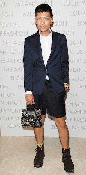 126146183BG100_Louis_Vuitto fashion daily mag loves Blogger Bryan Boy Louis Vuitton "The Art Of Fashion" exhibition opening