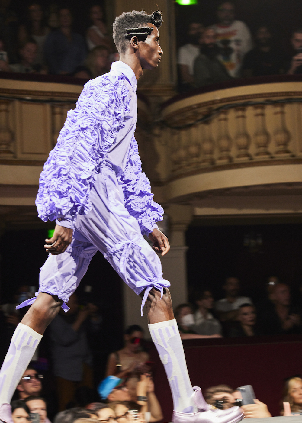 forward fashion in grand style: WALTER VAN BEIRENDONCK SS 2023