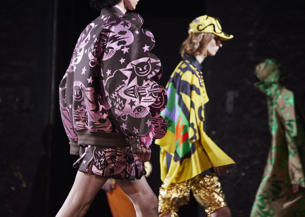 forward fashion in grand style: WALTER VAN BEIRENDONCK SS