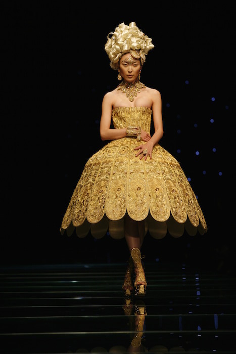 GuoPeiXSotheby’s , ‘Xiao Jin’ dress FashionDailyMag fashion ...