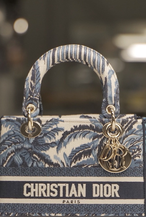 Dior - savoir-faire of the French Couture House K11 CR fashiondailymag brigitteseguracurator 1 LADY DIOR BAG 6